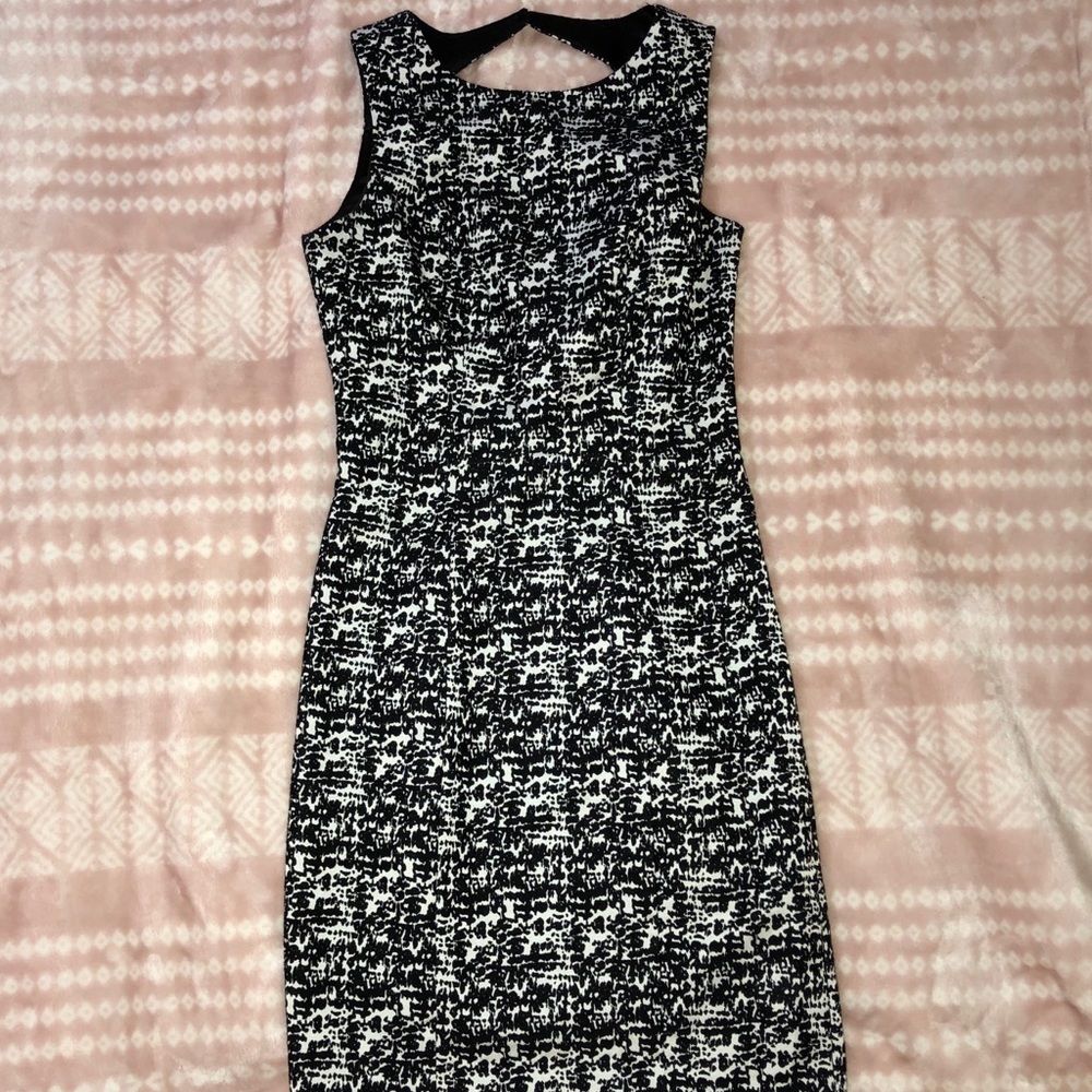 H&M - BLACK AND WHITE BUSINESS CASUAL DRESS